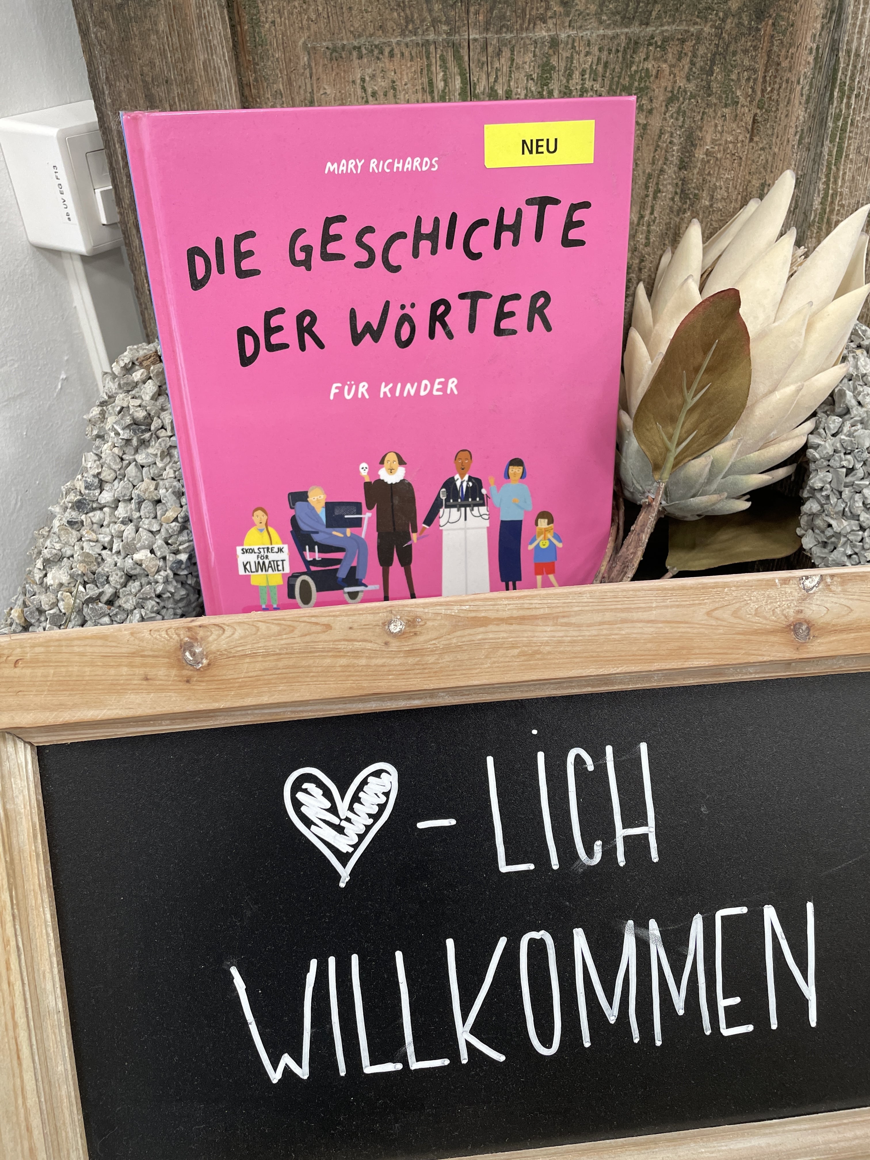Mary Richards, Die Geschichte der Wörter
