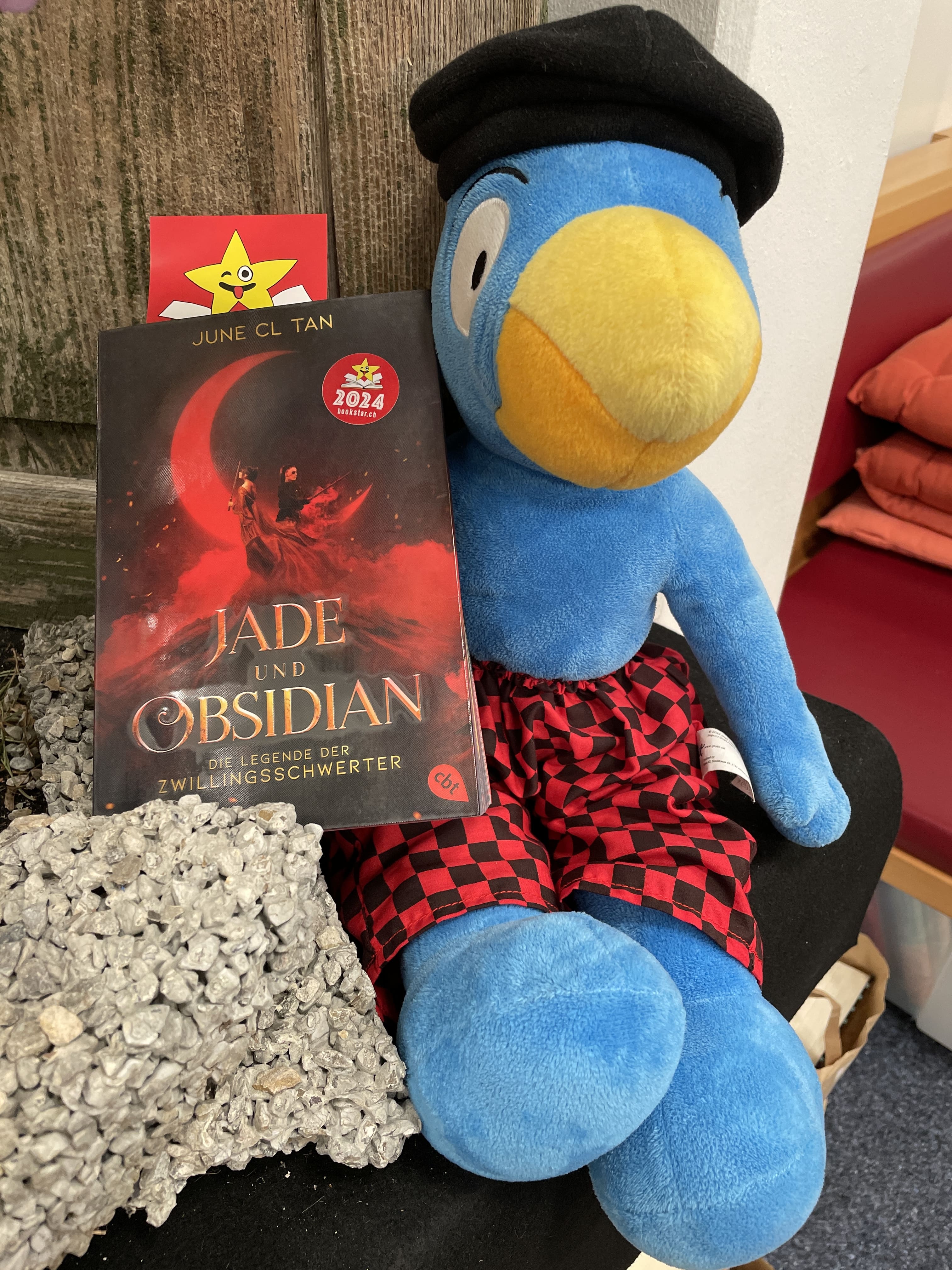 June CL Tan, Jade und Obsidian