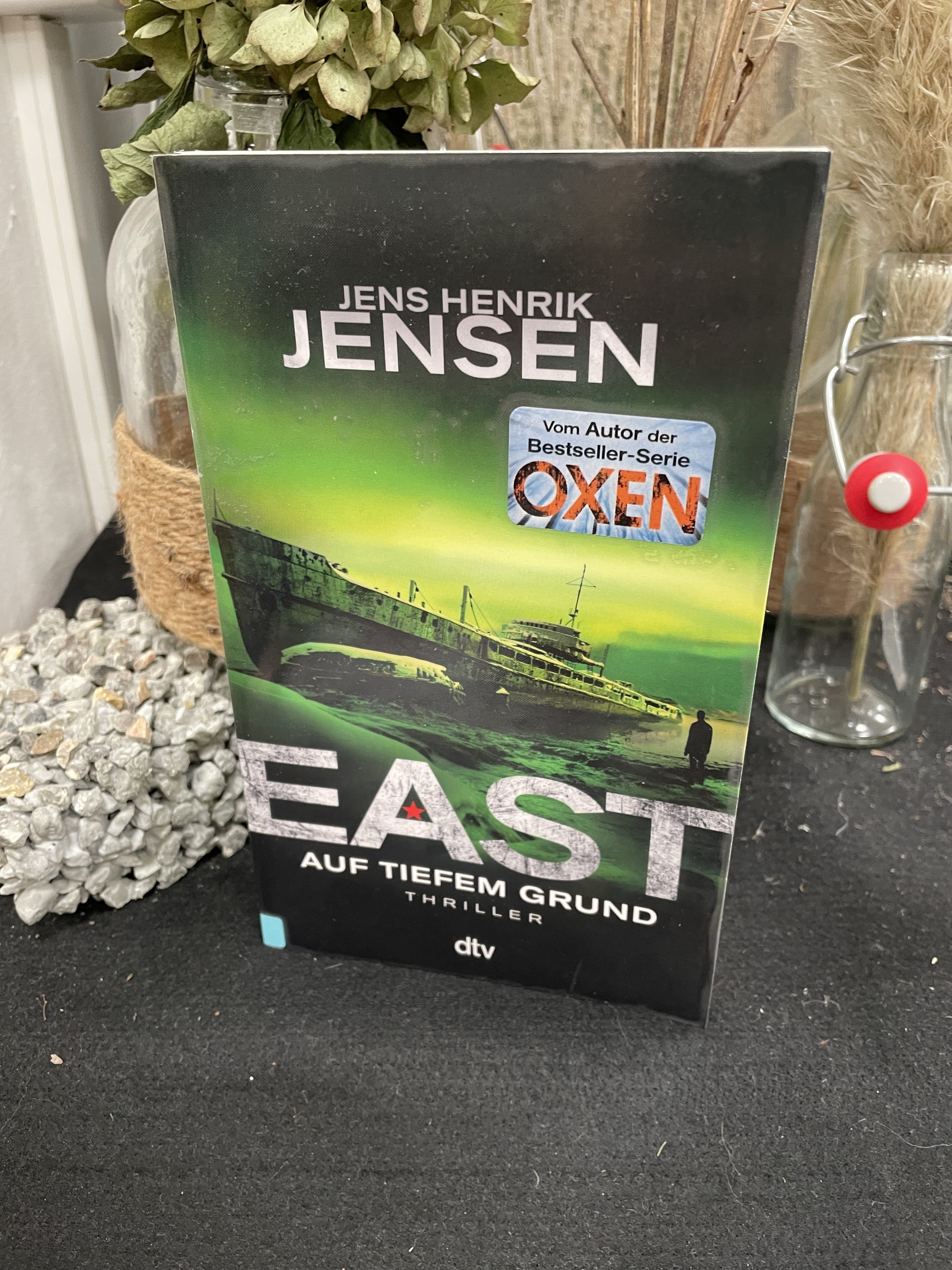 Jens Henrik Jensen, East – auf tiefem Grund
