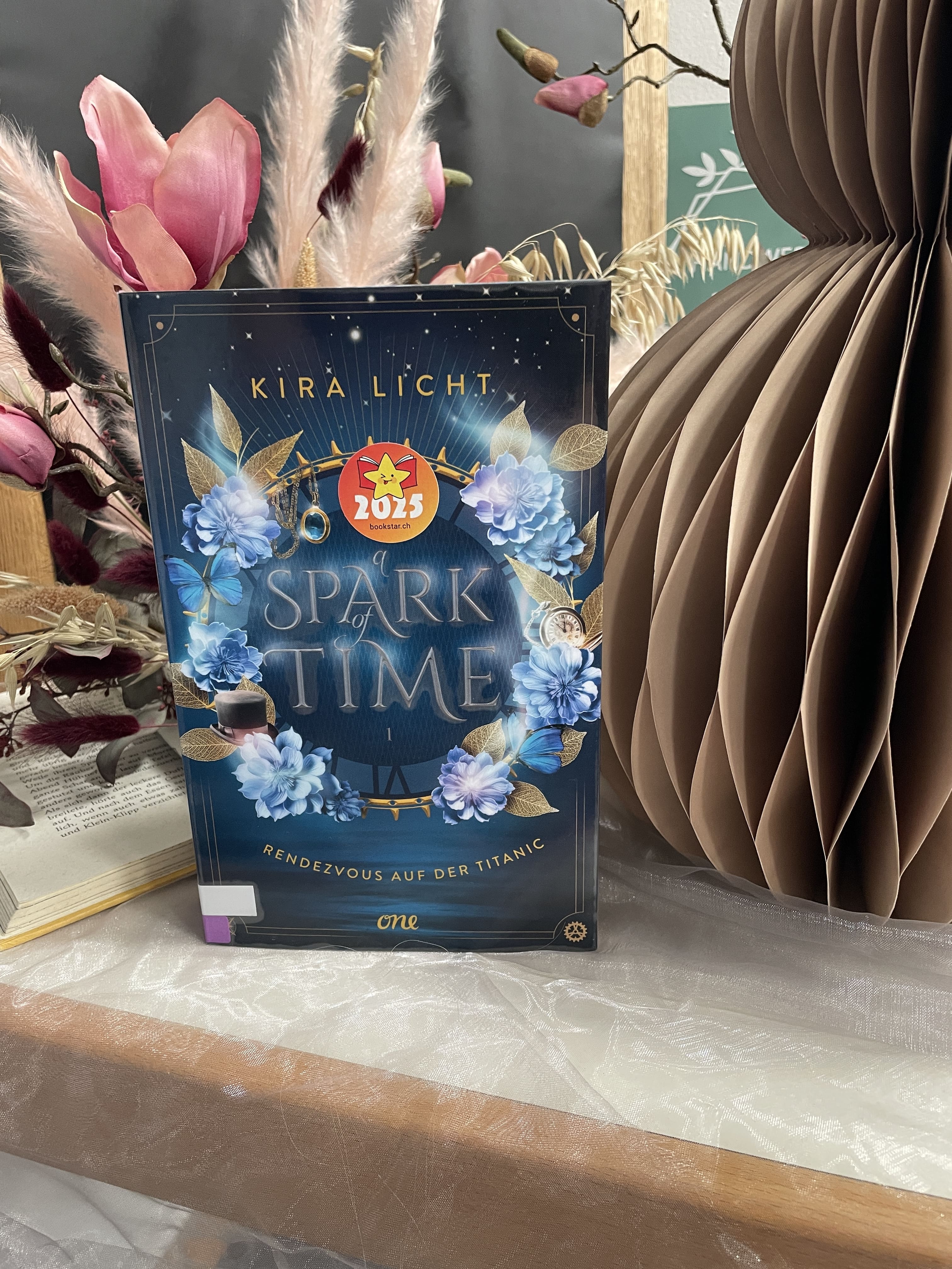 Kira Licht, A Spark of Time