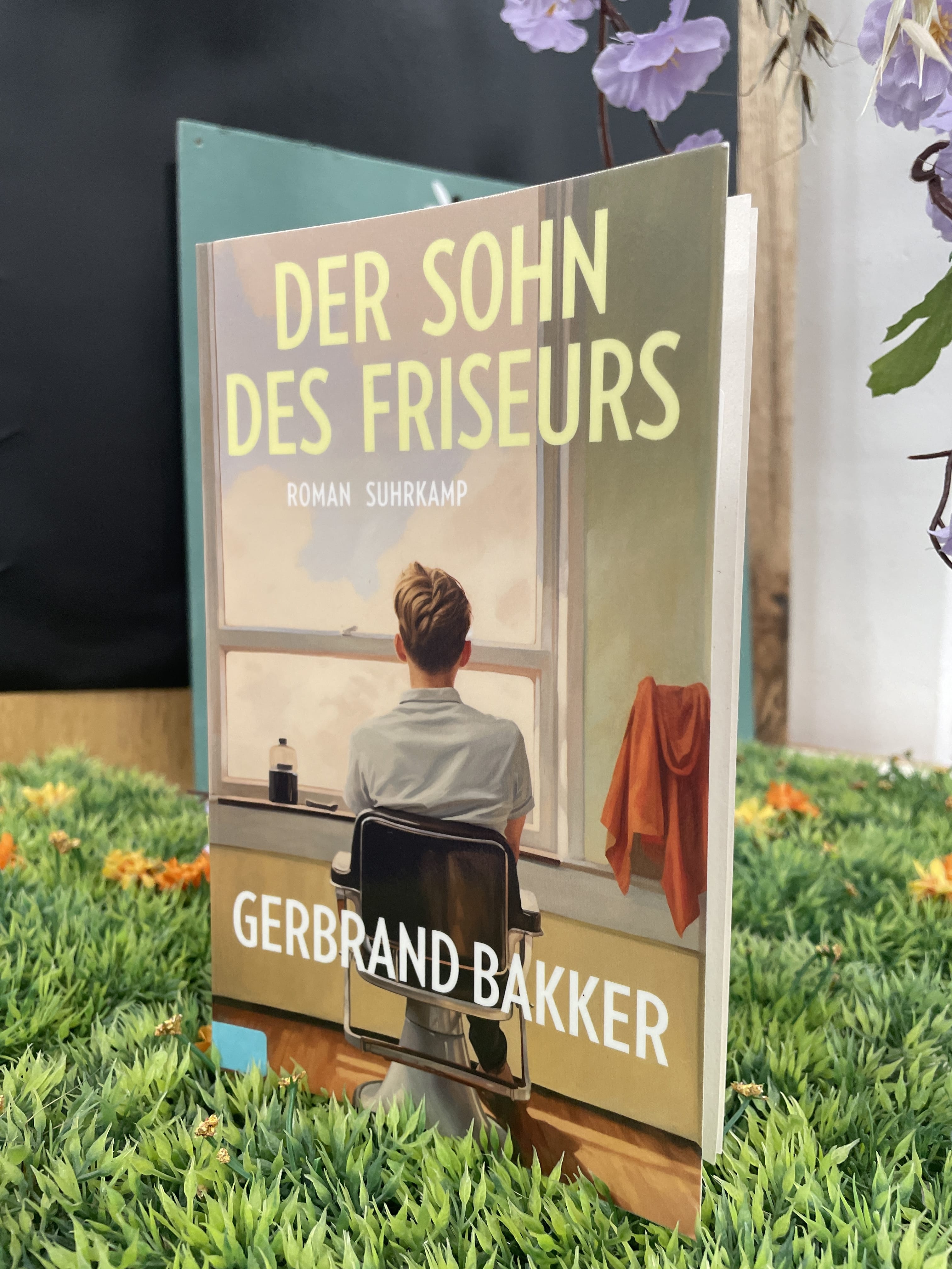 Gerbrand Bakker, Der Sohn des Friseurs