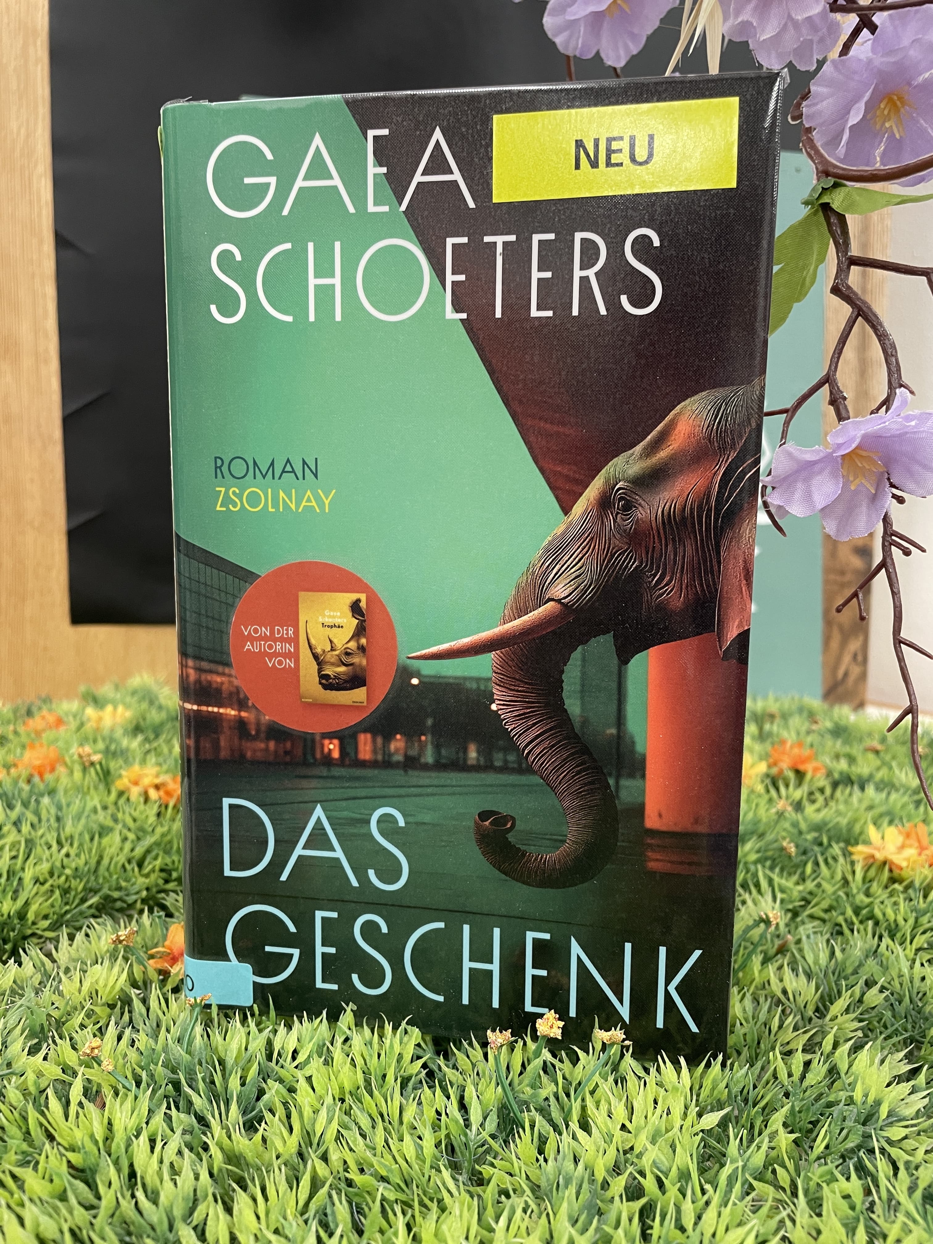 Gaea Schoeters, Das Geschenk