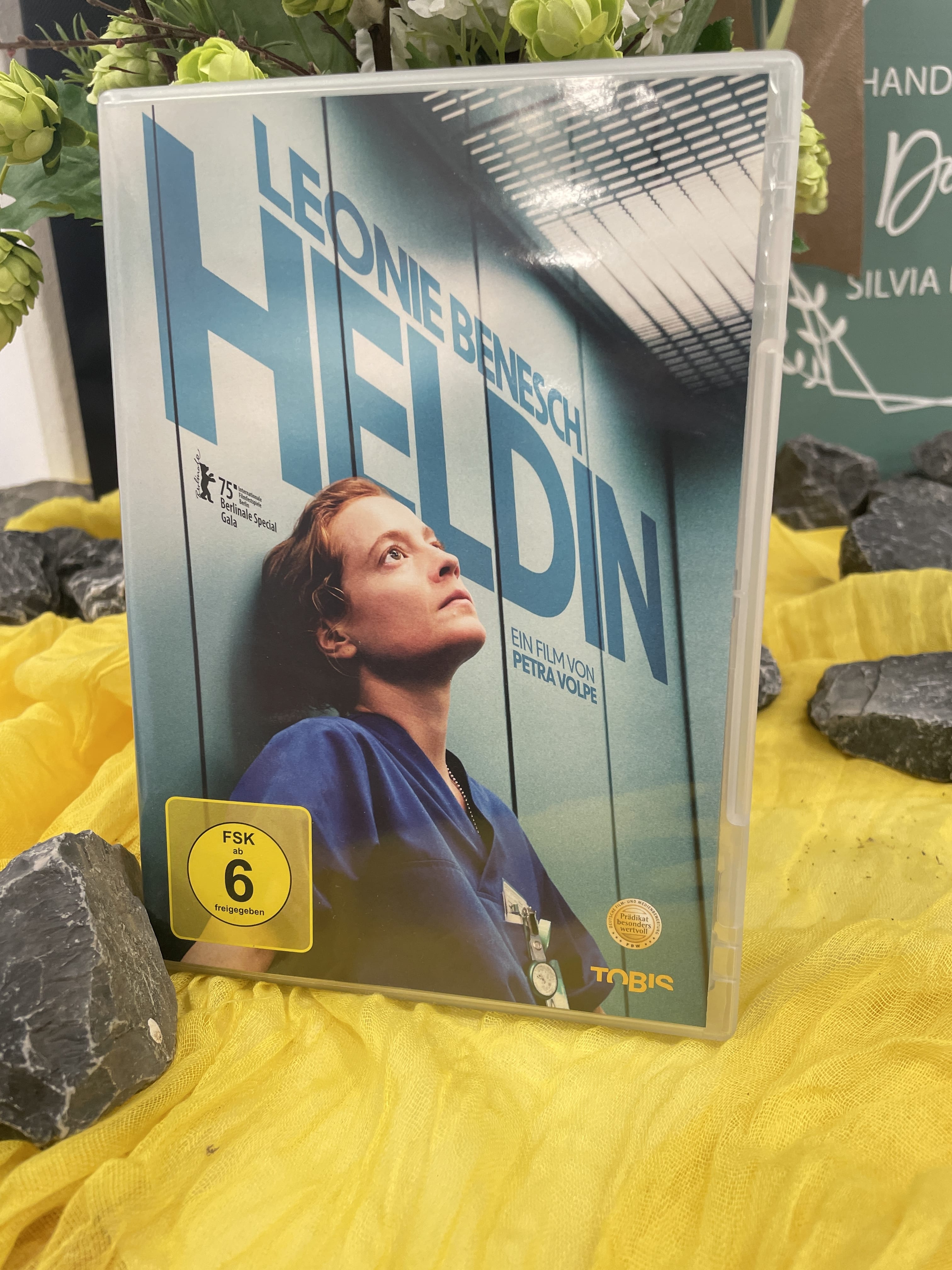 Leonie Benesch, Heldin